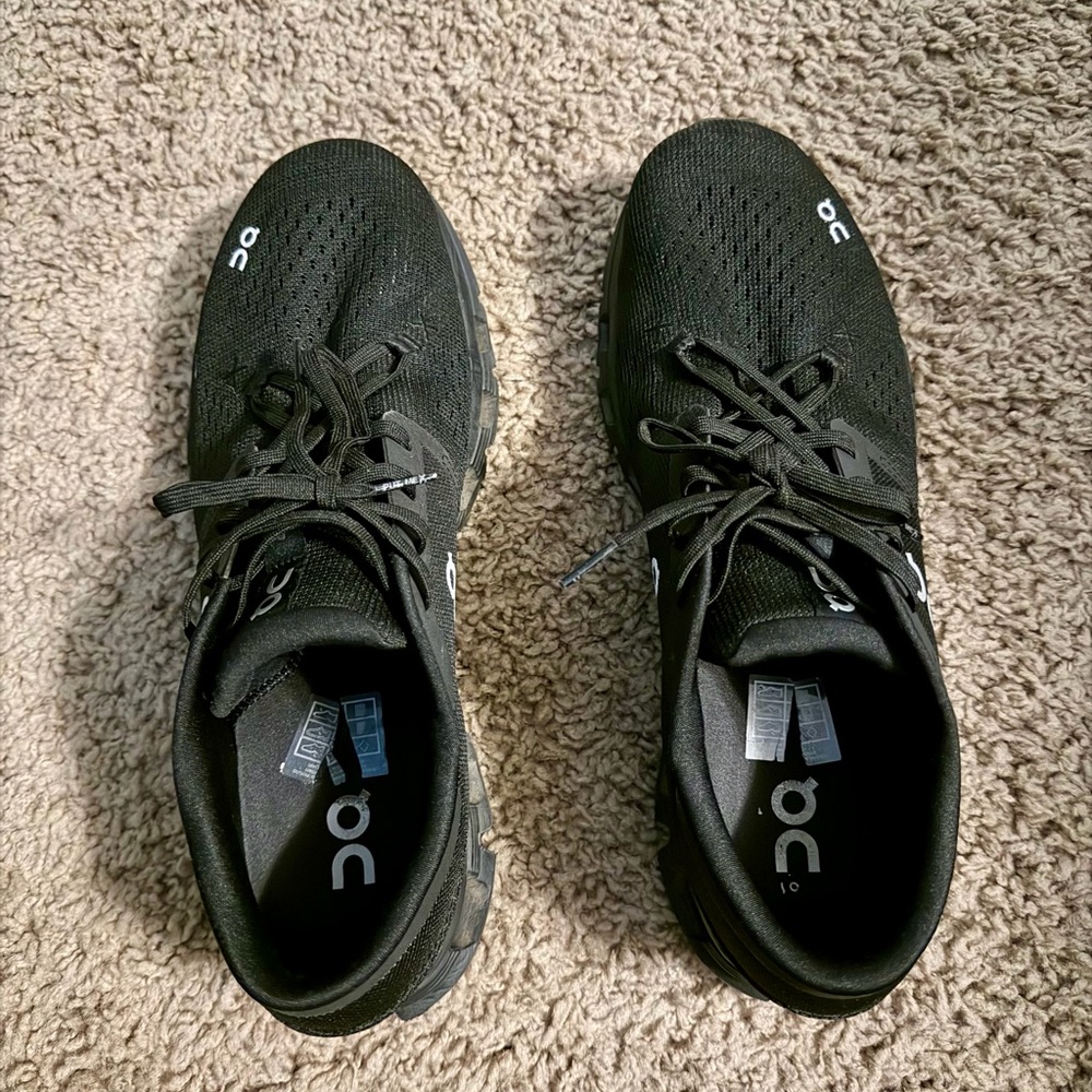 On Running Men's cloud x 4